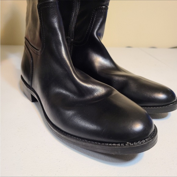 Tommy Hilfiger boots - Picture 2 of 5